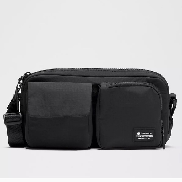 Multi-Pocket Crossbody Bag 2.5L - Picture 3 of 3